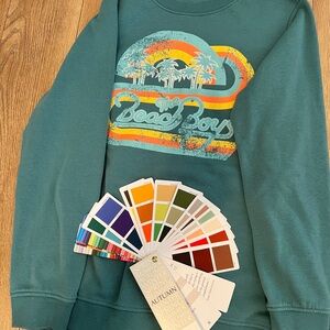 Teal Graphic Sweatshirt